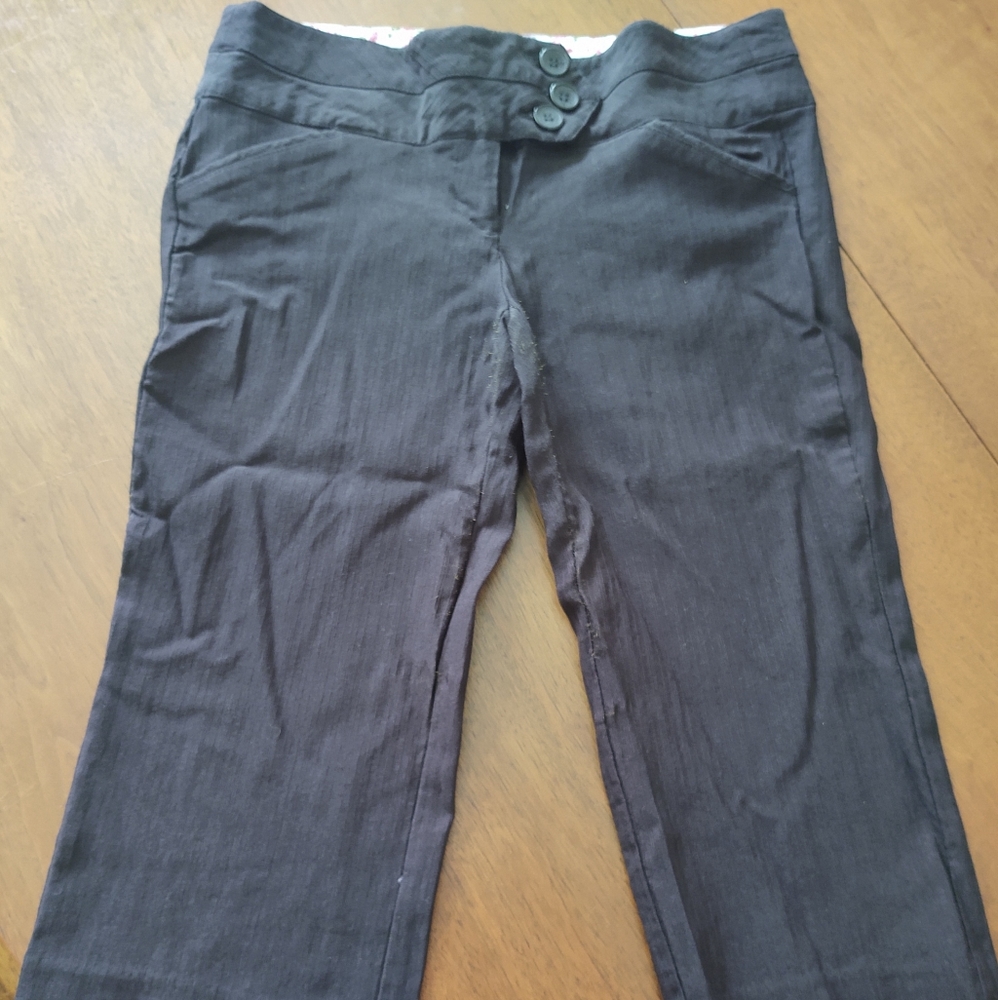 Stretchy Work Capris